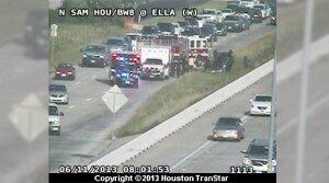 TexasNewsToday's tweet photo. TRAFFIC ALERT:  Overturned SUV slowing Beltway 8 North... http://t.co/wyyz8xHZRS - http://t.co/lR2ZCjVva5