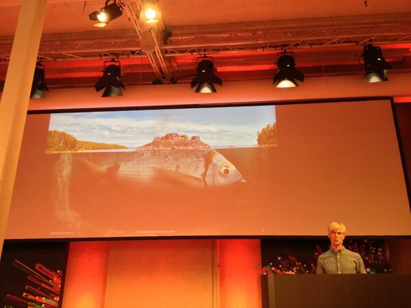 bodelsdotter's tweet photo. #CreativeDay Photoshop på hög leknivå! Erik Johansson! http://t.co/mfh20MVinj