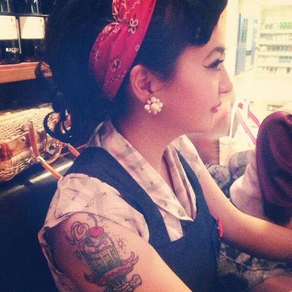 LollipopLotta's tweet photo. #tattoo #tattooedgirls #creamsodafloat #me http://t.co/OO3qO7P90f