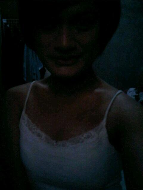 mhikee_liling's tweet image. Selfie?!? #NakikiusoLang it&apos;s a bit dark sorry :p