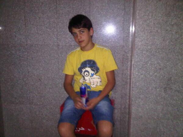 Zan321Ya's tweet photo. ‏زنقة زنقة بيت بيت والله لا عمل لك أجمل ما رأيت .. زنقة زنقة دار دار حتى القمر منك غار <☺> http://t.co/EWGk1KHMDu