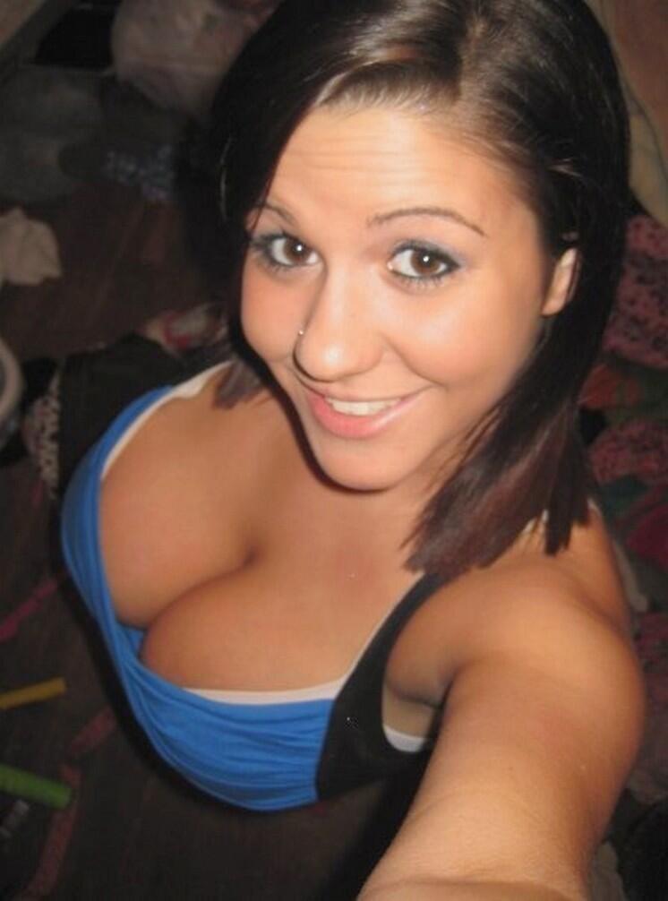 ““@UTPendyke: Overhead #cleavage #selfie #selfpic #selfshot, executed perfe...