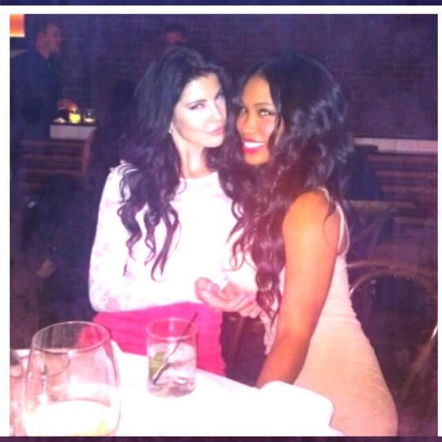 Throwback of me and @amandacerny being snuggles :-) http://t.co/sGLFsoWfHe<a class="tags" href="/tag/amandacerny">@amandacerny</a><a href="/tag/tsd"class="tags"><span>#tsd</span></a>