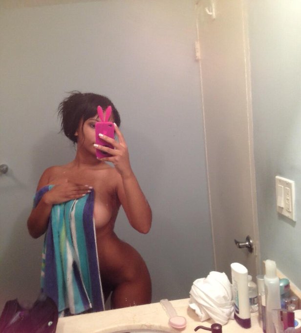 Shower time! :) this concludes my throwback bombardment :-) http://t.co/lPp5pEUsYb<a href="/tag/friskyfriday"class="tags"><span>#friskyfriday</span></a>