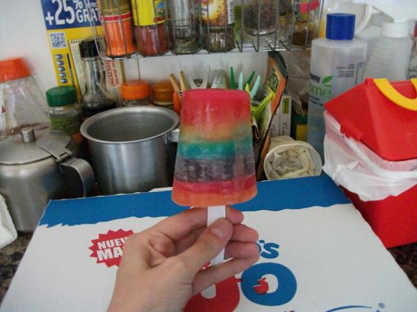 ChanceCamille's tweet photo. @mirandaibanez @AnaVbon Os mando como me quedaron las paletas de colores! Estaban muy buenas :D Saludos desde España! http://t.co/g5JNbTiuJ6
