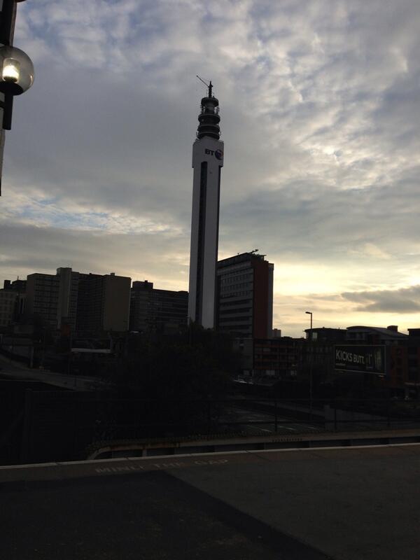 Drzonk09's tweet image. #GULivemondays #SpaceSongs Here it is.