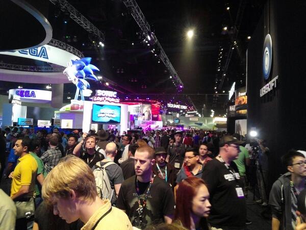 [+_+] photo5 #E3 tour
