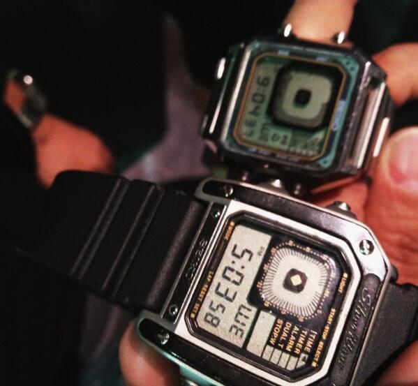 小島秀夫 على تويتر Pesの初見君が なんと007のデジボーグを持っていた Http T Co Ibcsfamrkx