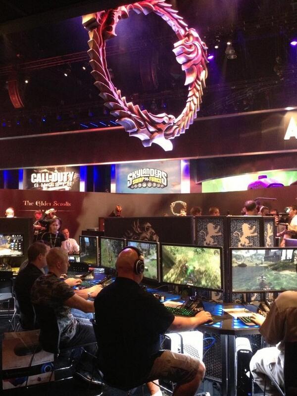 itsvirtuallyme's tweet image. Two hours on ESO. Love it. Closed the place down.