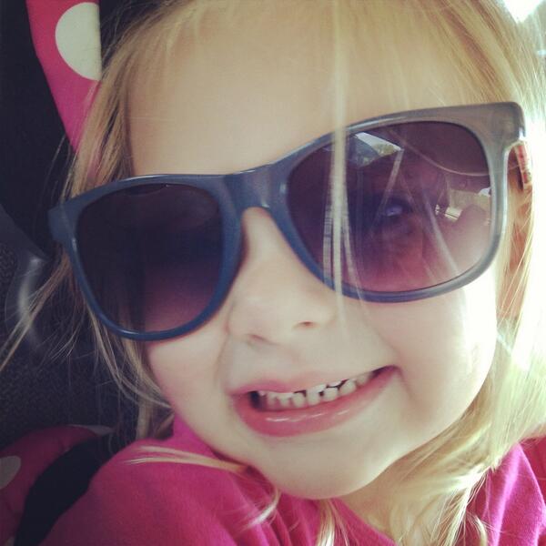 Sydninator310's tweet photo. Love being with my sweet diva#sweetlilyjane http://t.co/lquFf8G4kk