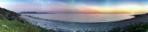 GrosMorneRocks's tweet photo. Sunset over Gulf of St. Lawrence. #GrosMorne National Park http://t.co/7NJtfx4jHe