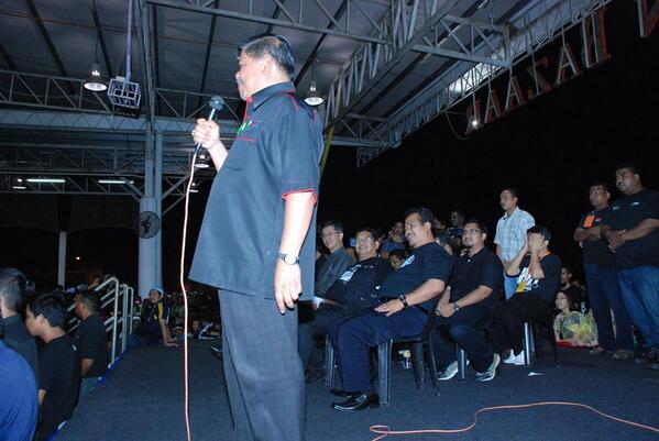 Embedded image permalink