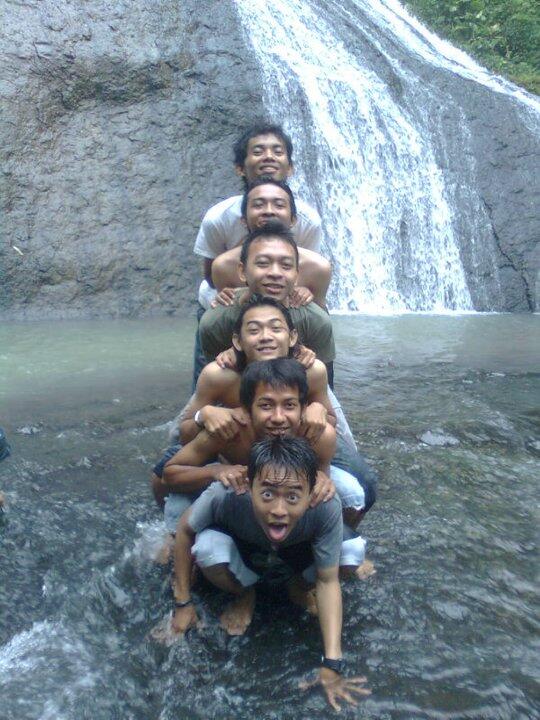 Selajambe - Curug Ngelai #fotoKNG | @infokng