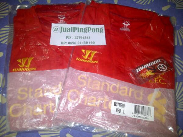 ReadyStock!! Jersey #LFC home12/13 ORIGINAL,Warrior UK,400k,ex patch+nmset,CP:27c94a41 numpang RT y @BIGREDS_Radio :D