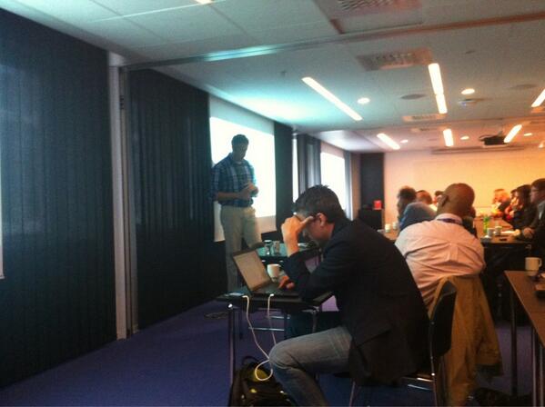 LilleBear's tweet image. Paul Murray is talking about #XenDesktop7 @CitrixTechTalk in Oslo