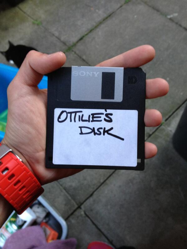 OttilieQ's tweet image. Can&apos;t seem to upload my work can&apos;t find the hole?! #BitOutOfDate #Upgradings #BBCcomputer