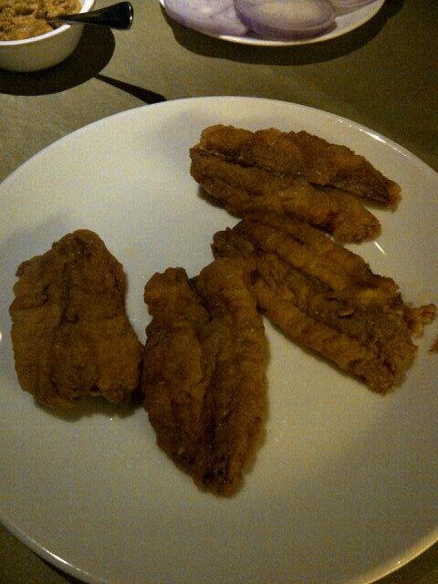 tawdekirti's tweet image. #bombilfry at #Gazalee with @PrivyLiz ! Bliss!