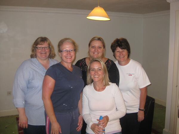 RockTrust_tweet's tweet photo. Thank you Denise Allen &amp; 4 ladies from @LloydsBanking #Edinburgh for helping decorate one of our flats. Great work! http://t.co/1p05M6ezEI