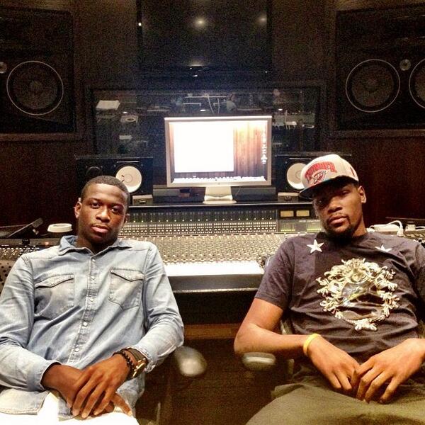Texas Basketball (@texasbasketball) on Twitter photo “<a href="/TexasMBB/">Texas Men’s Basketball</a>: Myck and KD - #LonghornFamily (repost via <a href="/KDTrey5/">Kevin Durant</a>'s Instagram) ” “<a href="/TexasMBB/">Texas Men’s Basketball</a>: Myck and KD - #LonghornFamily (repost via <a href="/KDTrey5/">Kevin Durant</a>'s Instagram) ”