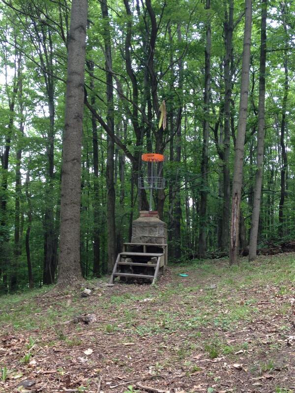 TeemoDiscGolf's tweet photo. West Virginia disc golf! #discgolf #westvirginia http://t.co/ZIDyBY0Ijm