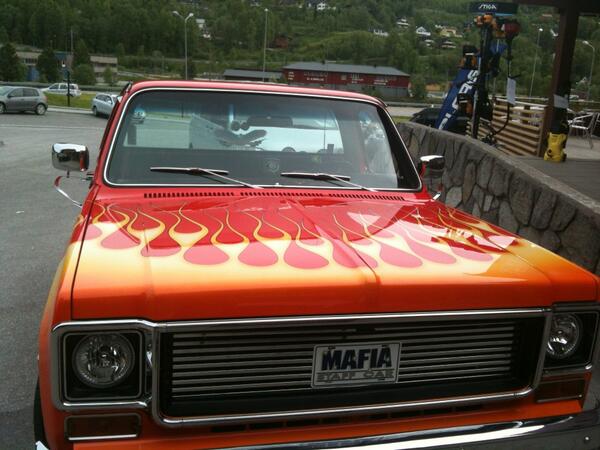 piotrwiselka's tweet photo. @matpolok widziałem twoje auto dzisiaj w Ål, co tu robisz? http://t.co/Jlb5mLGulp