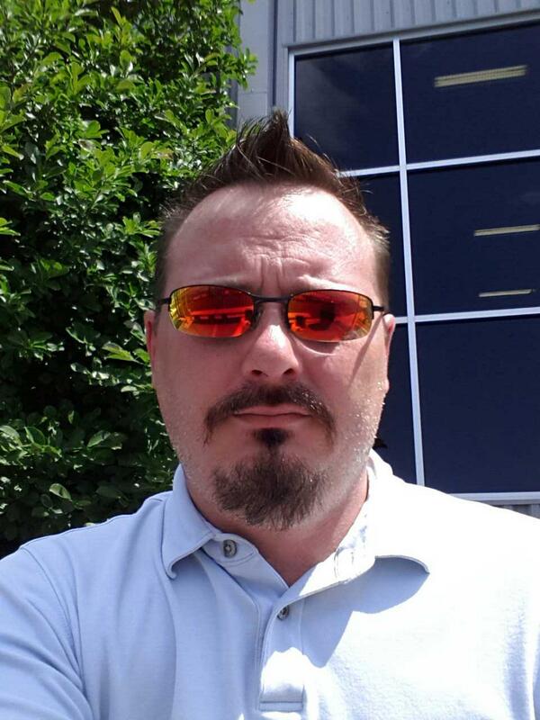 jayc62002's tweet photo. Beautiful day wasted at work. http://t.co/ixPPllkofA