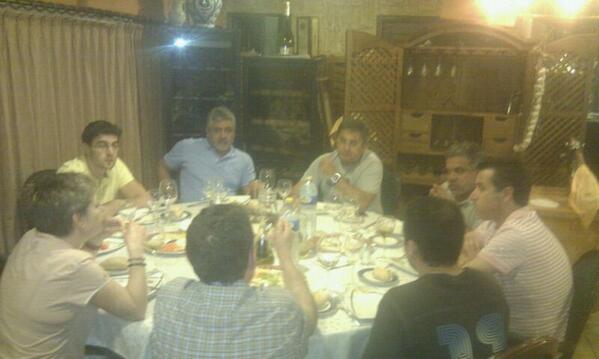 CursoAFP's tweet image. Disfrutando de una estupenda cena con algunos de los alumnos del #CursoAFP gran cena y gran compañía!