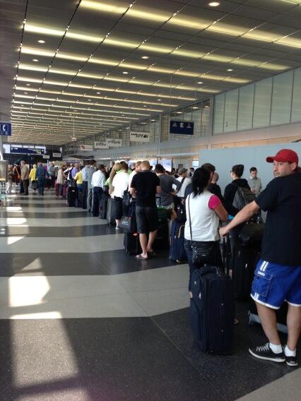 DannyMcEachren's tweet photo. @WestJet client tip - add personal electronic check in terminals at O'hare #rediclineup http://t.co/ntvd8Gd4hO