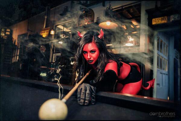 BSDCreative's tweet photo. not exactly a Poolshark... #BSDCreative #Bodypaint model:@ShanaMelton Photo: @DornStar1 Dorn Brothers Productions http://t.co/6x9NAuUuyO