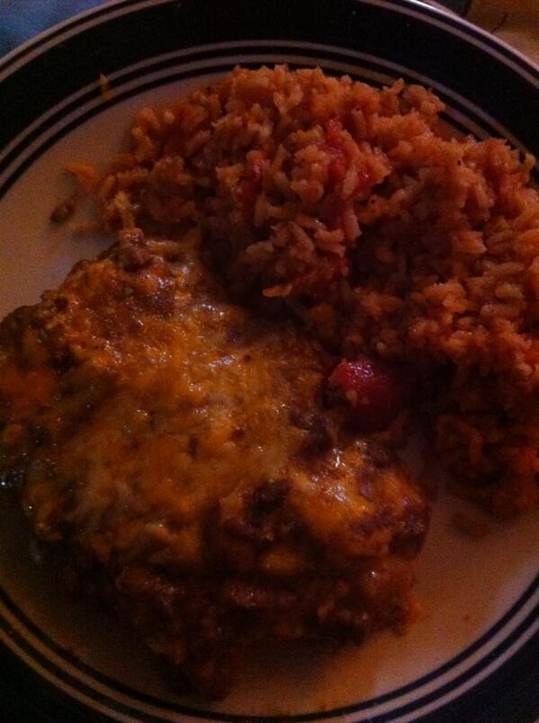 trojanette3's tweet photo. My lunch for today enchilada casserole with done rice http://t.co/c2awosGn1F