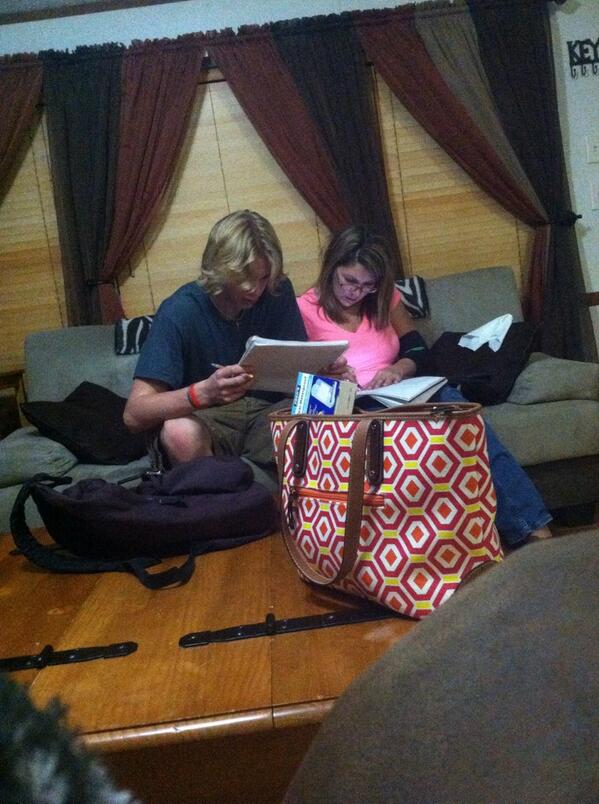 AmberrCapps's tweet image. These two doing their homework at 10 at night 😂📚@dawsonwhite22  #sameclass #brownmackie #motherandson