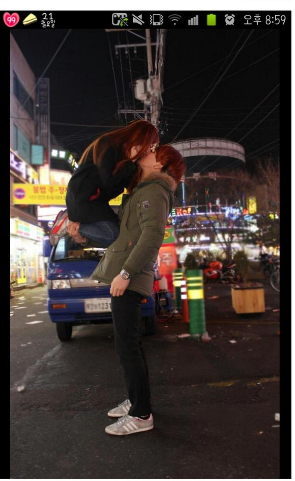 fos0830's tweet photo. 요즘 유행한다는 키스 스타일 http://t.co/xS1EkbYnLH #펌핑 http://t.co/XAjl1NV0Ad