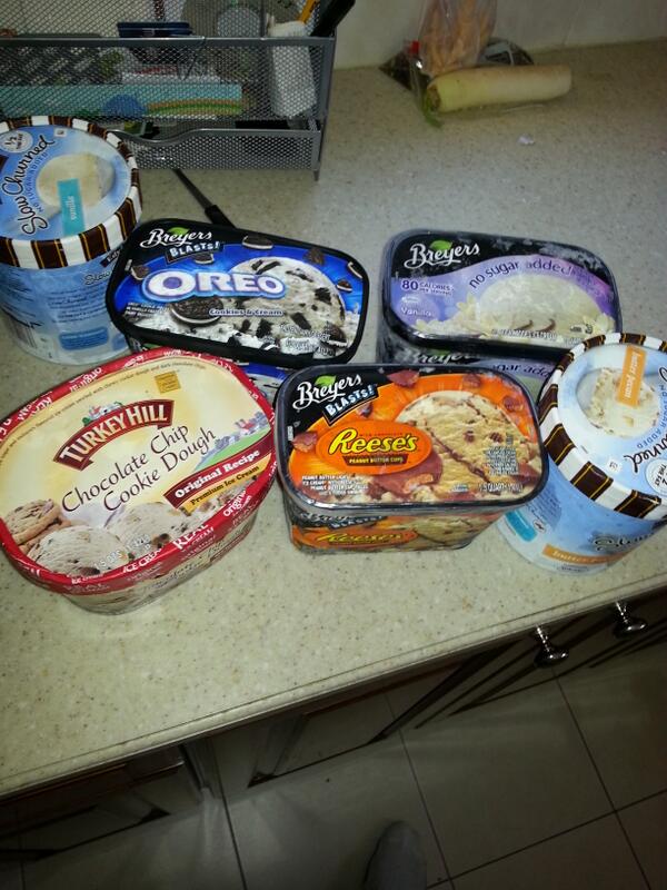 amansingh531's tweet image. So much Ice cream but I can&apos;t eat it #bigguyproblems