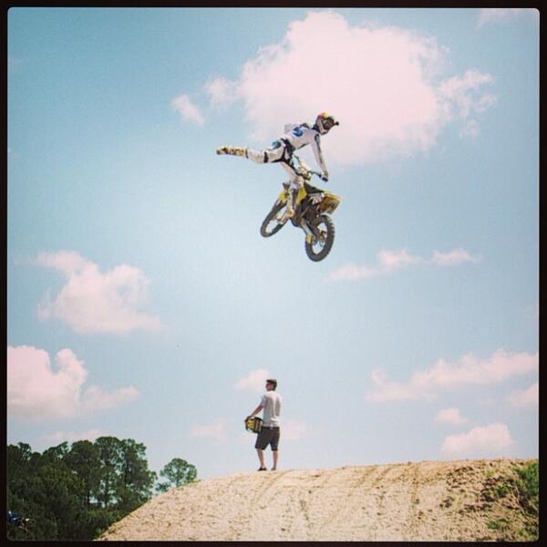 TravisPastrana's tweet photo. amazing time today on my rm125! Thanks @ryan_villopoto2 4 letting us play on ur awesome moto track. #2strokeweek http://t.co/GfrZqahZEy
