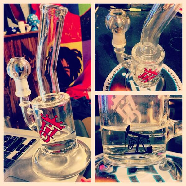 tattoocurtis's tweet image. Mini rig rips like crazy @thediamondbaby #showmeyourglass #hititonce