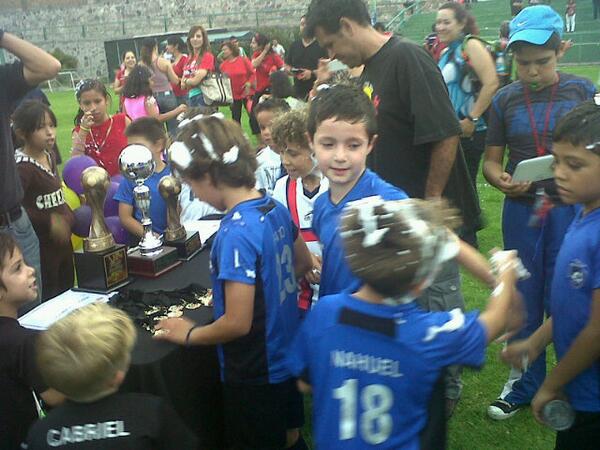 jramonramirezg's tweet photo. Otra vez Ramon campeon con la Academia http://t.co/qGfr1yrb7G