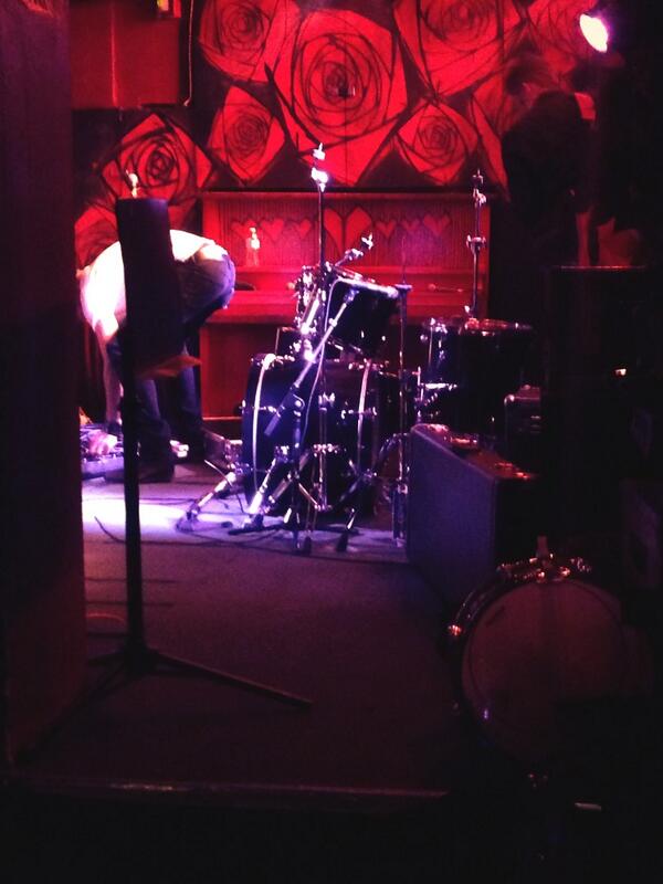 TheWireMegazine's tweet image. #Backstage at @hideouttoronto #SetChange and ready for @Caiiro_Foster to rock!  #NXNE #Show