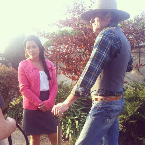 ExclusivasTeles's tweet photo. ¡Pronto! #LosCarmona nueva vespertina #TVN @PuellesChapu @MagdaMullerV @valecarvajalr @ingridcruztoro @MGilBoettcher http://t.co/MDWmEaxSgl