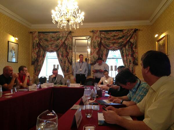 Welcome Damien of Foy's Construction  to BNI M4