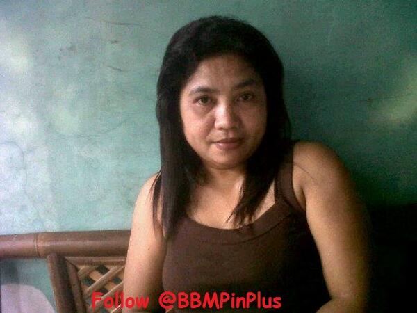 BlueHotPlus's tweet photo. Sore Bray. Cekidot. Tante Tina - Bogor. Tante sexy &amp; Semox. Gunaka trick mimin. [ERTE] #BBMPinPlus #PinSexy http://t.co/cdQPNJIV2P