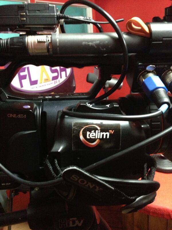 surfys's tweet image. Telim dans les studios de Flash fm ce matin. #limoges #flashfm #telim
