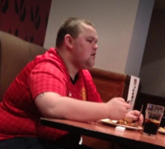 Wayne Rooney spotted in Manchester last night #Rooney #city