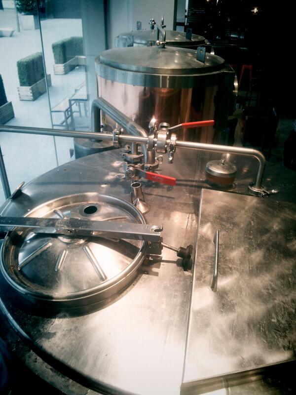 HowlingHops's tweet image. Brewing at @TapEast today and making a Raspberry Wit beer for their mini festival