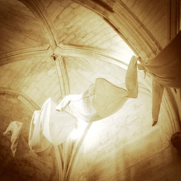 Flying nightgowns in #avignon @PalaisDesPapes ...too cool as unexpected!