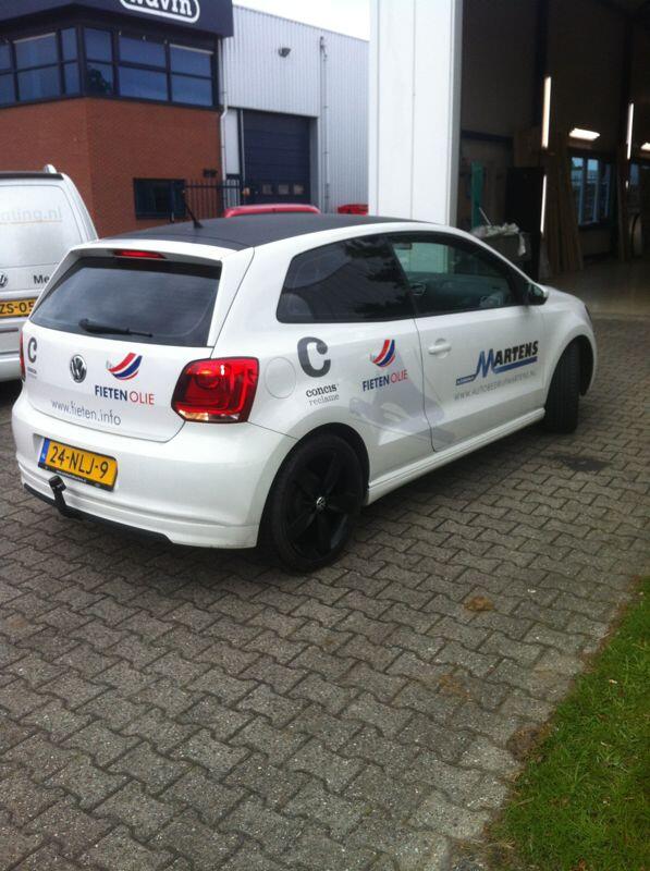 Ook nog een extra logo van <a href="/FIETENOLIE/">FIETEN OLIE</a> op de auto! Bedankt <a href="/Concis_Reclame/">Concis</a>!