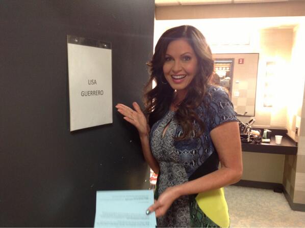InsideEditionPR's tweet photo. Whose name is that on the door? Why, @4lisaguerrero! She's co hosting @theviewtv today. Don't miss it! http://t.co/OiLjaGRsiS