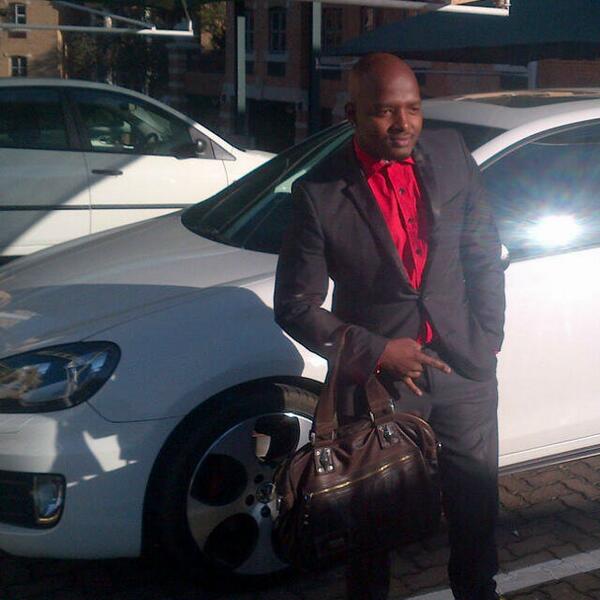 ExquisiteVince's tweet photo. Mr Exquisite Vince Mash*... http://t.co/DmI8WxC5xn