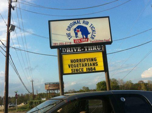 1075daverocks's tweet image. #MiddayLockdown wraps up at 2pm when @CraigFee takes over. Foreigner, Queen &amp;amp; OLP still on the way...