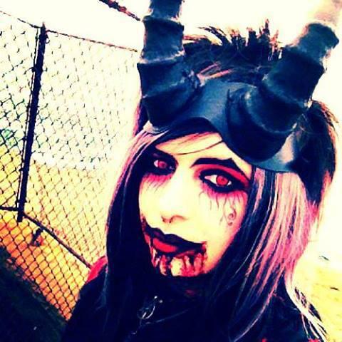 IceDark27950's tweet image. 