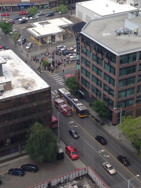 KendallOmlin's tweet image. Fire outside! #cubeview #distracting
